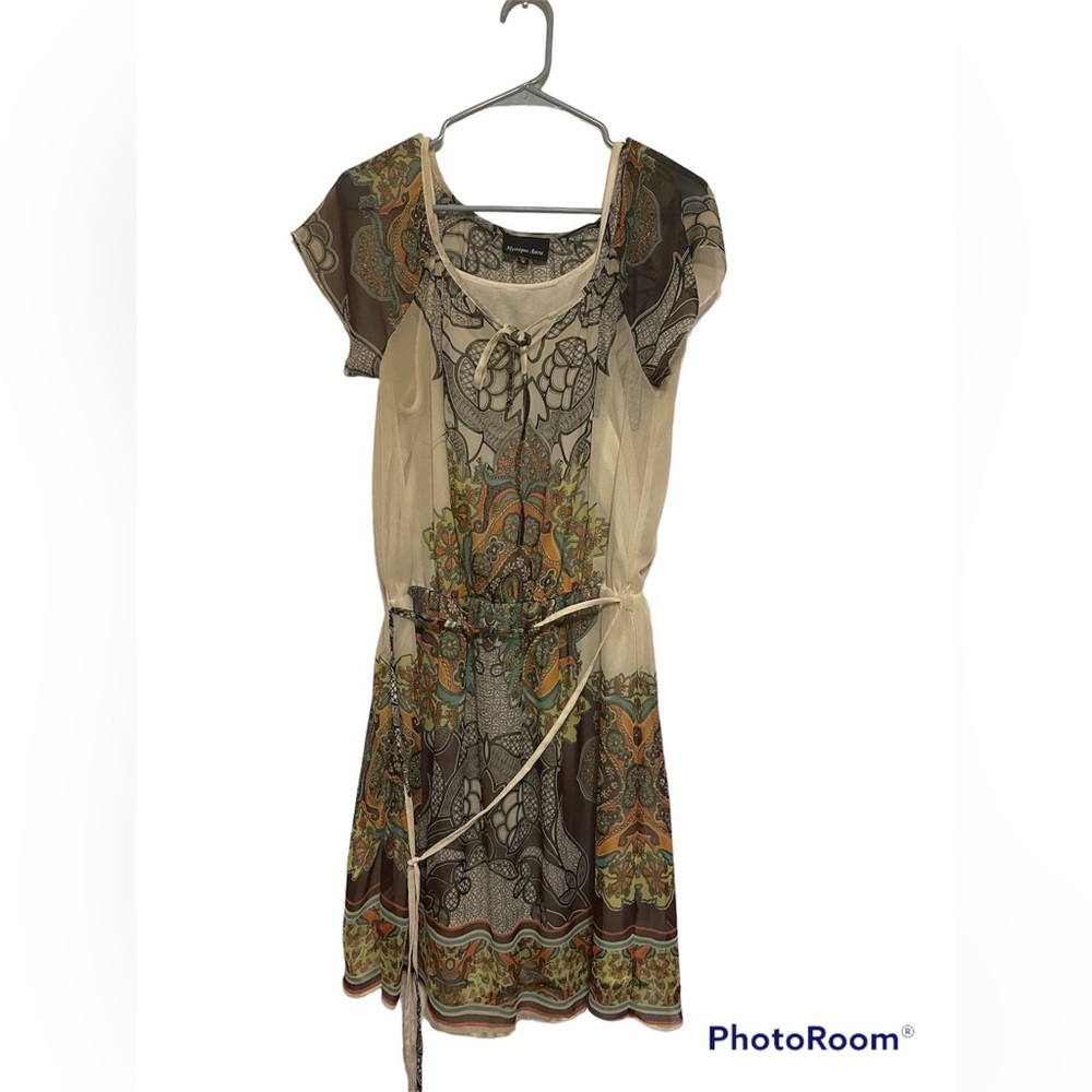 Women’s Mystique Aura size M dress